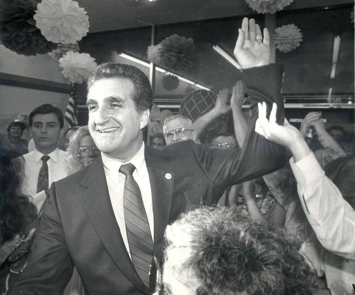 Lurie, Ron - 1987 Ronald P. Lurie, seen in this photo from 1987, is a former mayor and city cou ...