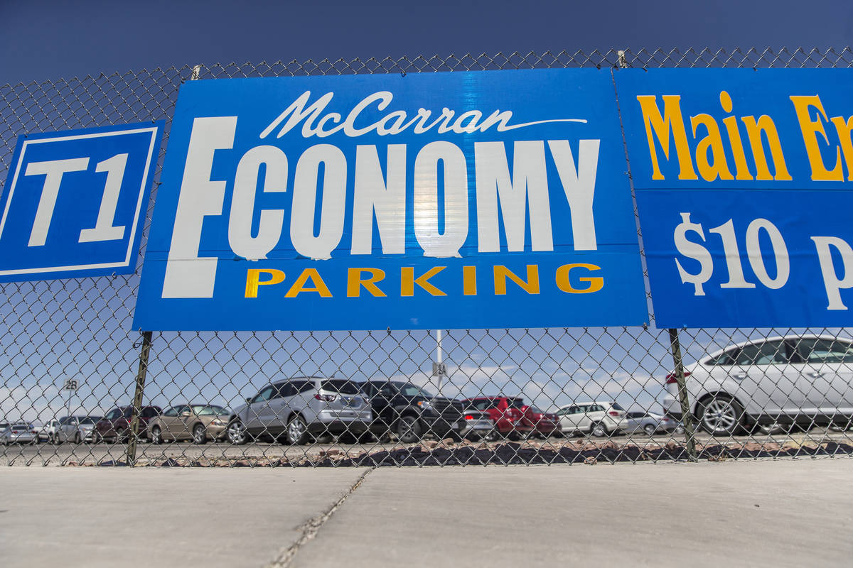 The Economy Parking Lot at McCarran International Airport. (Benjamin Hager Las Vegas Review-Jou ...