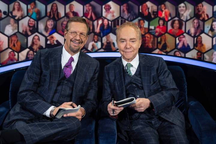 Penn & Teller: Fool Us — “Penn & Teller Go For The Juggler” — Penn Jillette (left) and ...