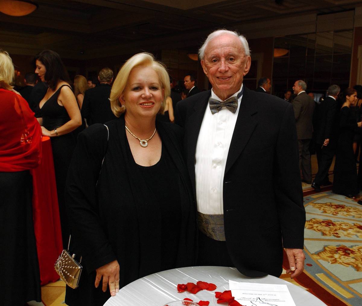 Nancy and Jack Weinstein at Caesars Palace on Saturday, May 31, 2002. (Denise Truscello)