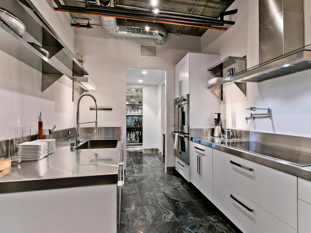 The kitchen. (Elite Realty)