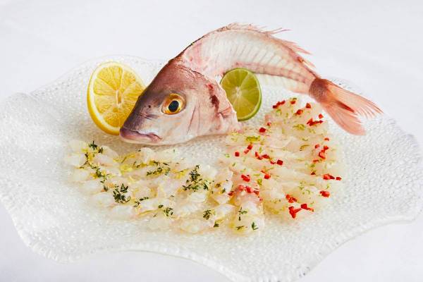 Whole fish sashimi is among the items that will be featured at Estiatorio Milos' raw bar. (Tim ...