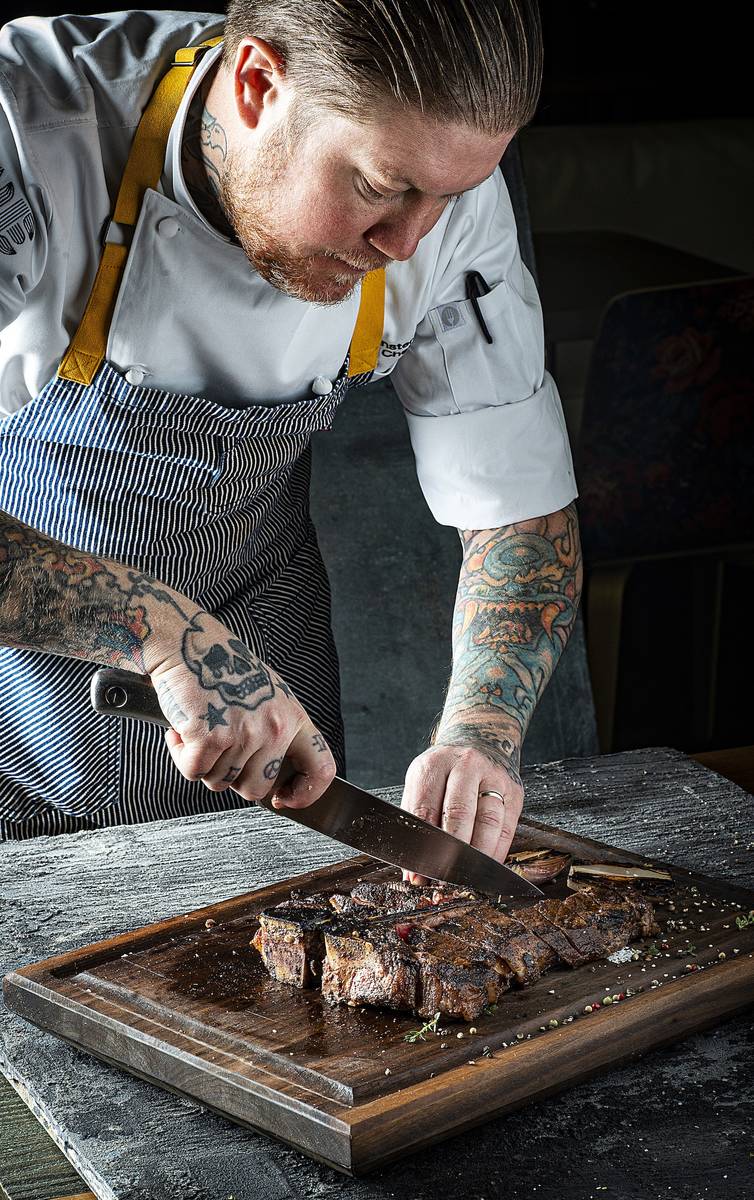 One Steakouse chef Patrick Munster carves a steak. (One Steakhouse)