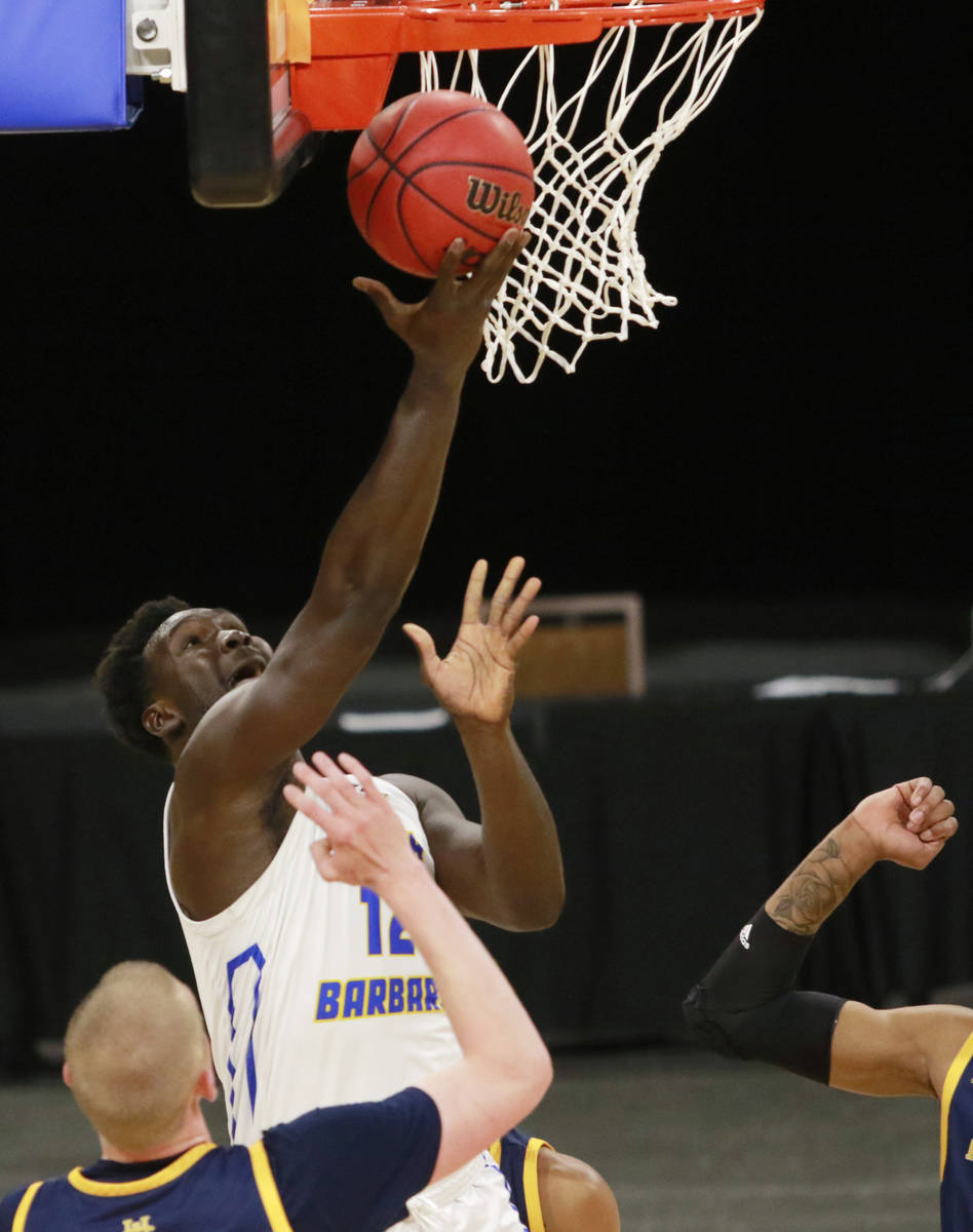 UC Santa Barbara's Amadou Sow (12) shoots during the second half of the team's NCAA college bas ...