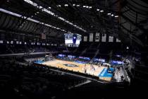 Gonzaga and Creighton tipoff in the first half of a Sweet 16 game in the NCAA men's college bas ...