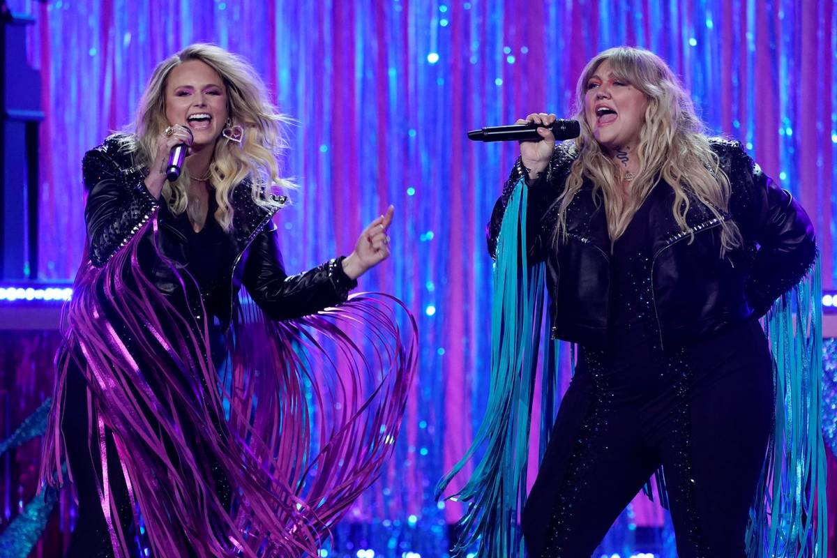 Miranda Lambert, left, and Elle King perform at the 56th annual Academy of Country Music Awards ...