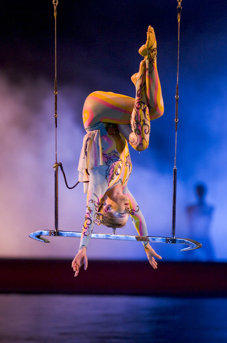 A scene from the Cirque du Soleil show "O" at Bellagio. (Cirque du Soleil)