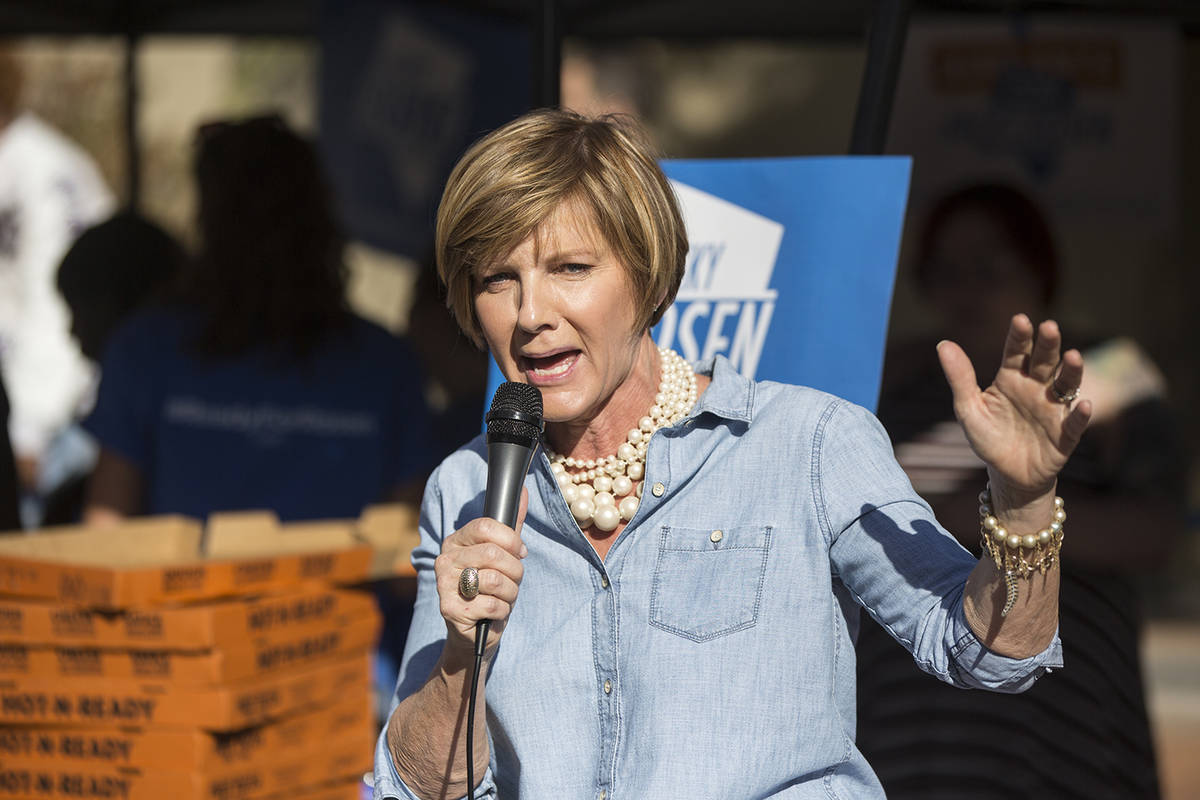 Susie Lee speaks during a rally. (Benjamin Hager/Las Vegas Review-Journal)