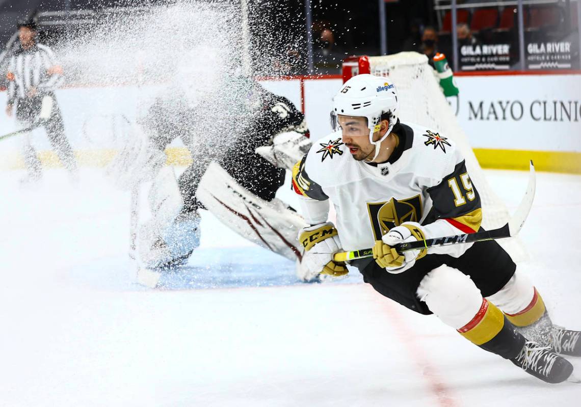 Golden Knights' right wing Dylan Sikura (15) chases after the puck during the first period of a ...