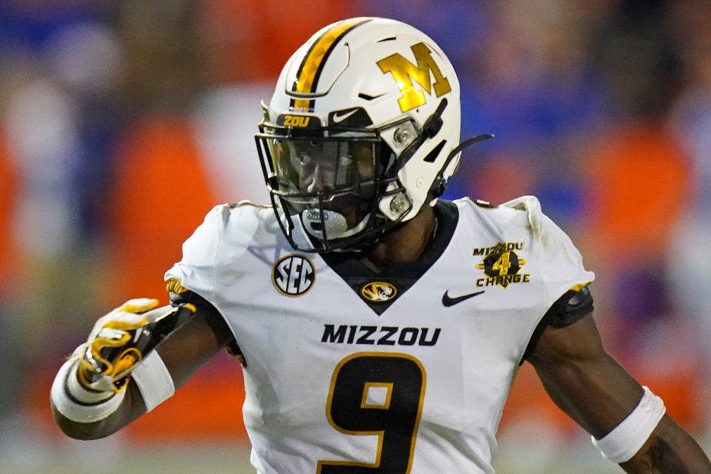 Missouri safety Tyree Gillespie looks to cover a play against Florida during the first half of ...