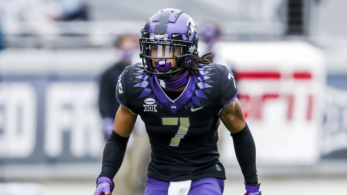 TCU safety Trevon Moehrig (7) defends during an NCAA college football game against Oklahoma, Sa ...