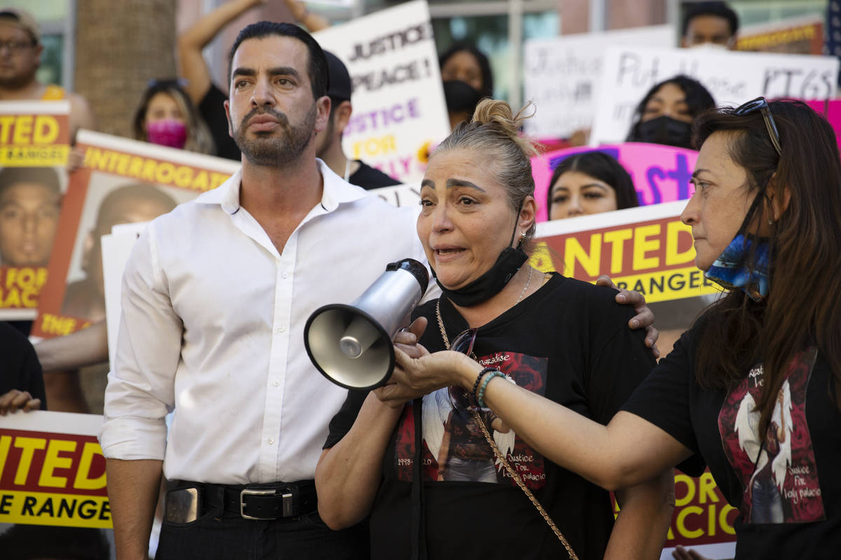 Former Nevada Congressman Ruben Kihuen, from left, with Aracely Palacio, mother of Lesly Palac ...