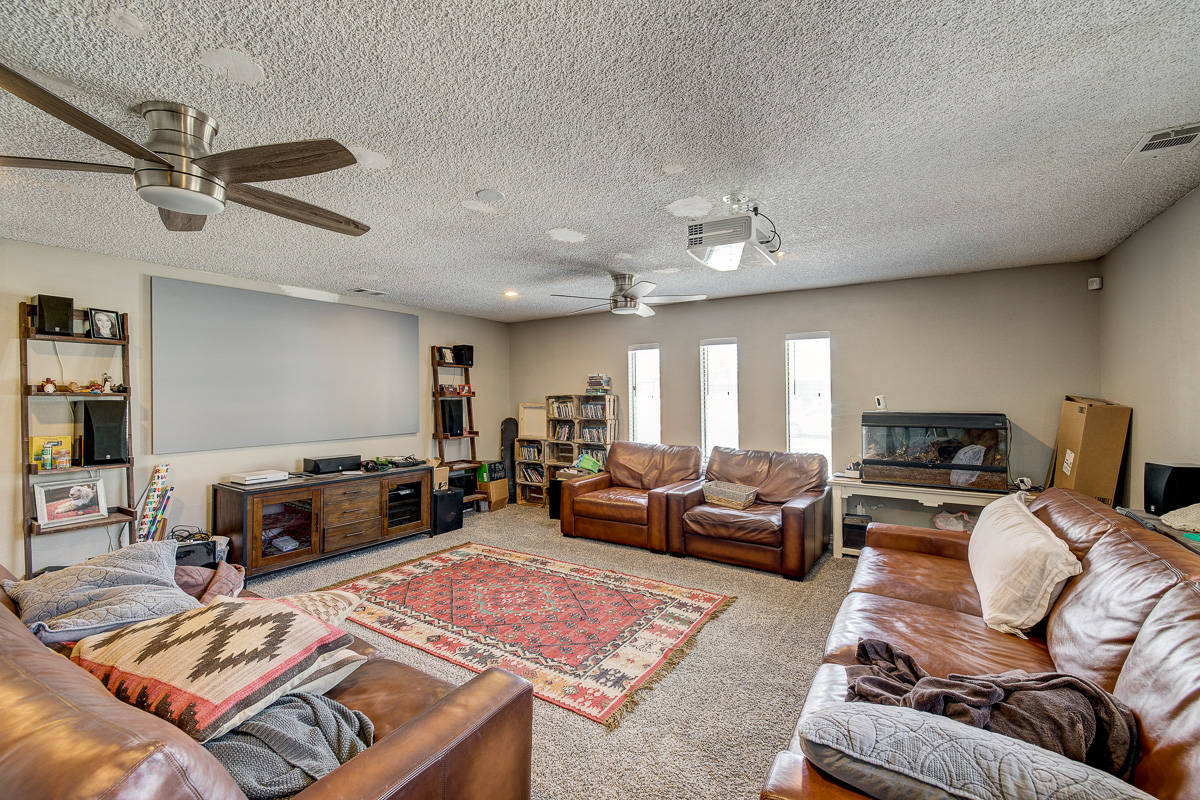 The living room at 4219 Sheppard Drive. (The Crighton-Rinaldi Team)