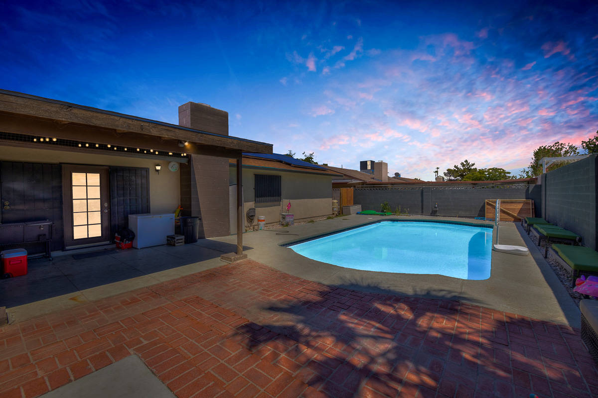 The pool and patio at 4219 Sheppard Drive. (The Crighton-Rinaldi Team)