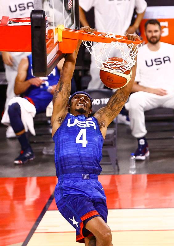 USAճ Bradley Beal dunks the ball against Australia during the first half of an exhibition ...