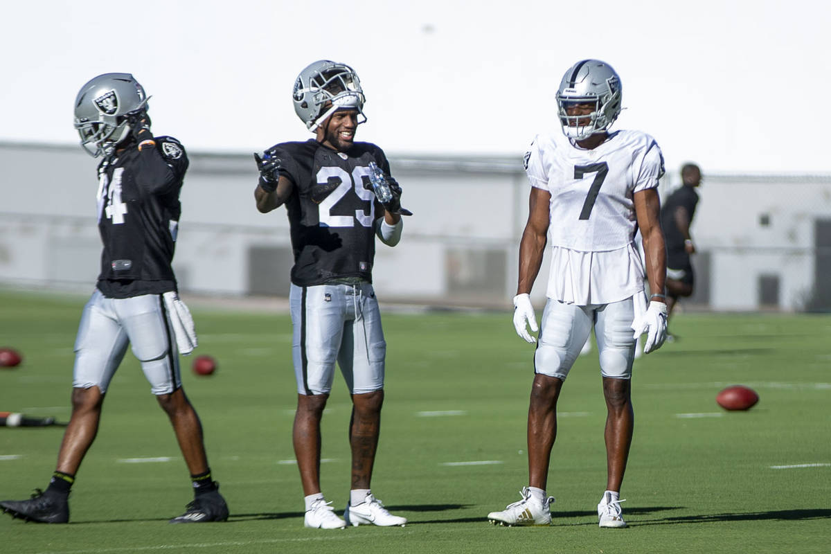 Raiders wide receiver Zay Jones (7) speaks with cornerback Casey Hayward (29) during their NFL ...