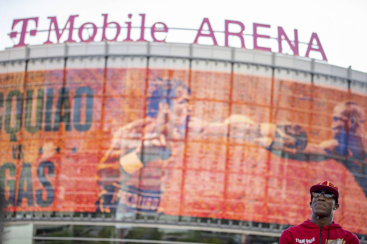 Yordenis Ugas looks at the crowd during his grand arrival at Toshiba Plaza in Las Vegas, Tuesda ...