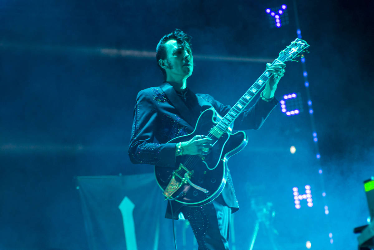 Zachary James of Twin Temple performs during Psycho Las Vegas at Mandalay Bay in Las Vegas on F ...