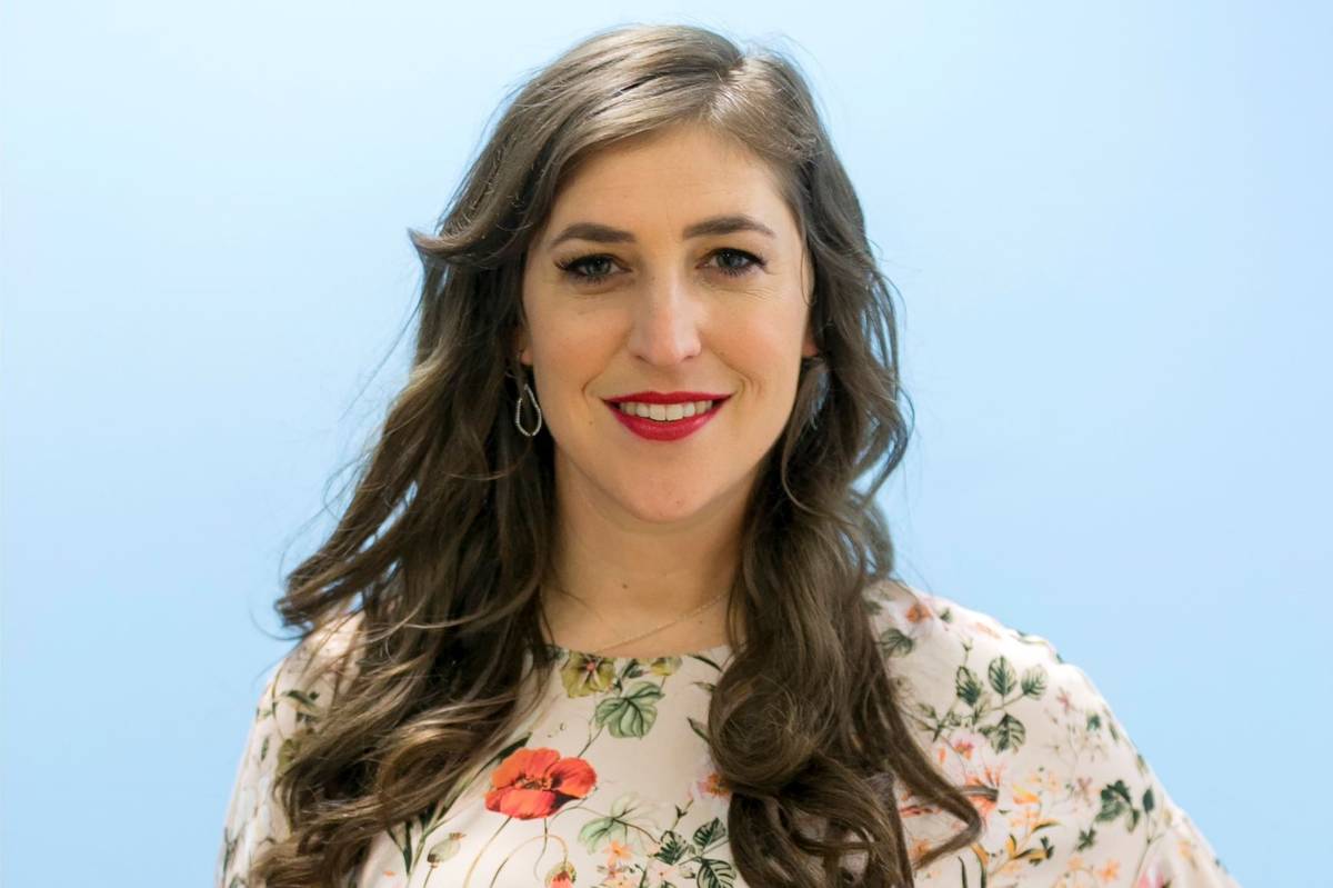 Mayim Bialik poses for a photo in Los Angeles in 2017. (AP Photo/Damian Dovarganes)