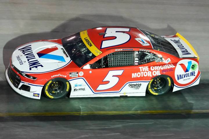 Kyle Larson competes during a NASCAR Cup Series auto race at Bristol Motor Speedway Saturday, S ...