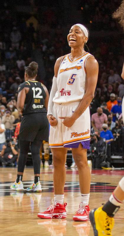 Phoenix Mercury guard Shey Peddy (5) celebrates as the team closes in on a win over the Las Veg ...