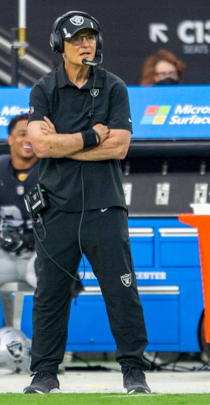 Raiders defensive line coach Rod Marinelli looks on from the sideline during the third quarter ...