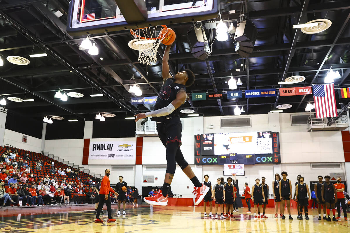 UNLV's Keshon Gilbert (10) lays up the ball during an open basketball practice and fundraiser f ...