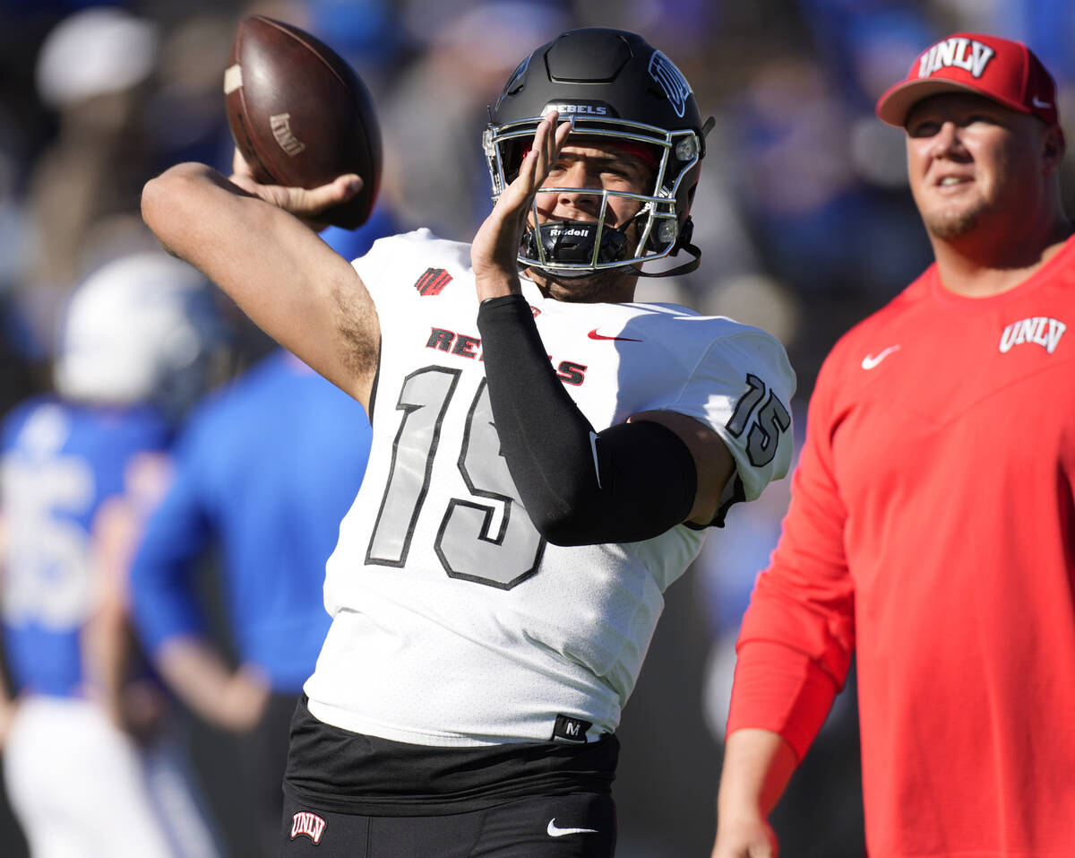 UNLV quarterback Matthew Geeting warms up before an NCAA college football game against Air Forc ...