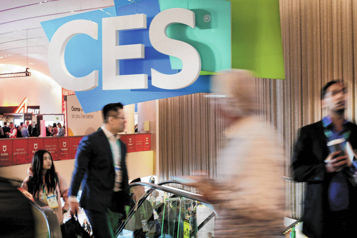 Individuals fill the Sands Expo before CES 2020 floor open on Tuesday, Jan. 7, in Las Vegas. (E ...