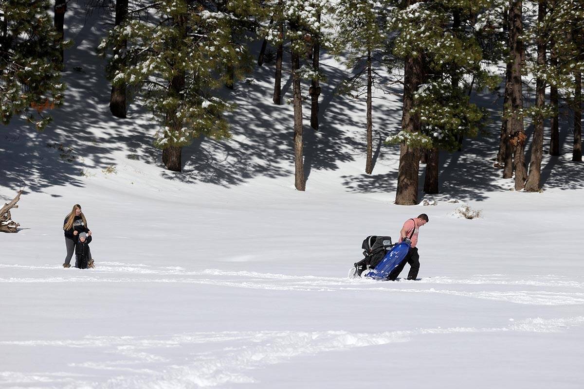 Up to a foot of snow is possible above 7,000 feet in the Las Vegas area on Tuesday, Dec. 14, 20 ...