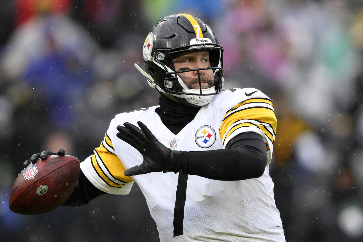Pittsburgh Steelers quarterback Ben Roethlisberger (7) in action during the first half of an NF ...