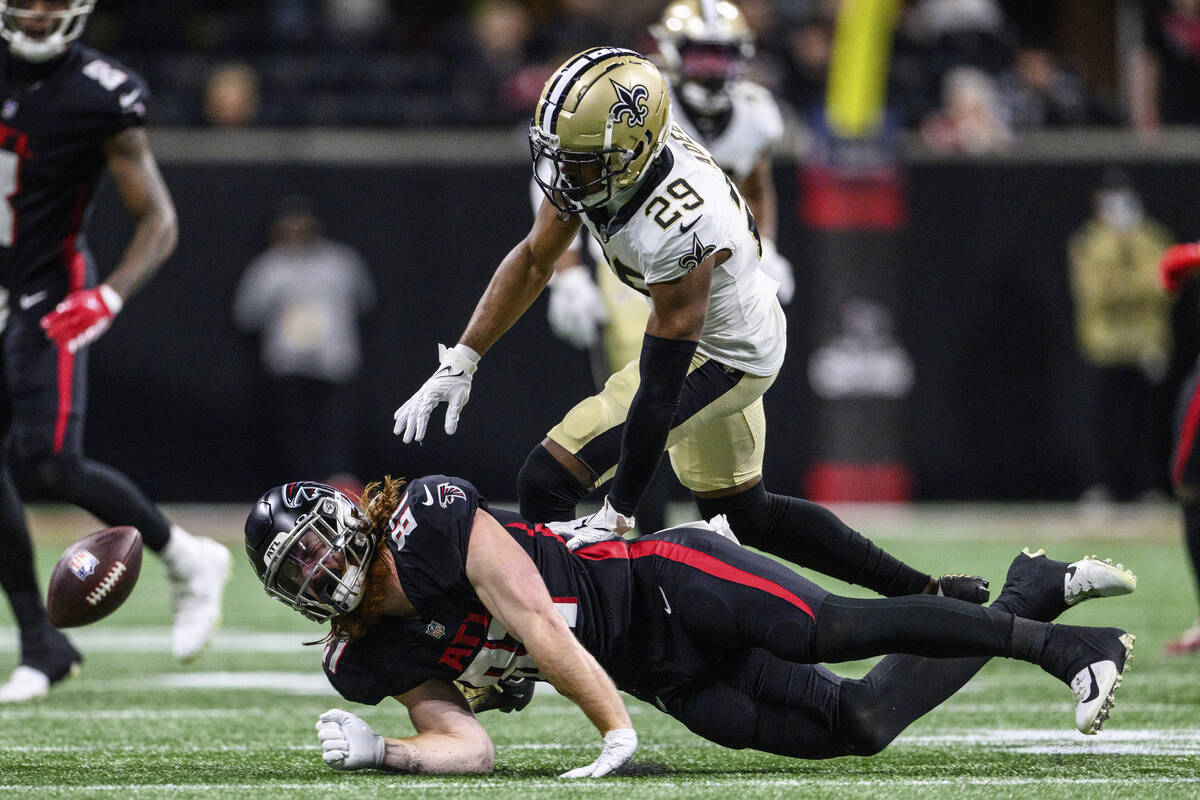 Atlanta Falcons tight end Hayden Hurst (81) can't make the catch as New Orleans Saints cornerba ...
