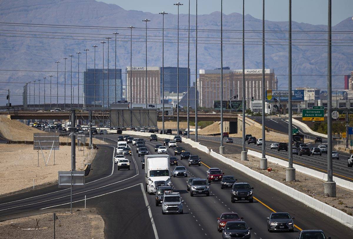 Motorists travel southbound on Interstate 15 in Las Vegas on Monday, May 31, 2021. (Chase Steve ...