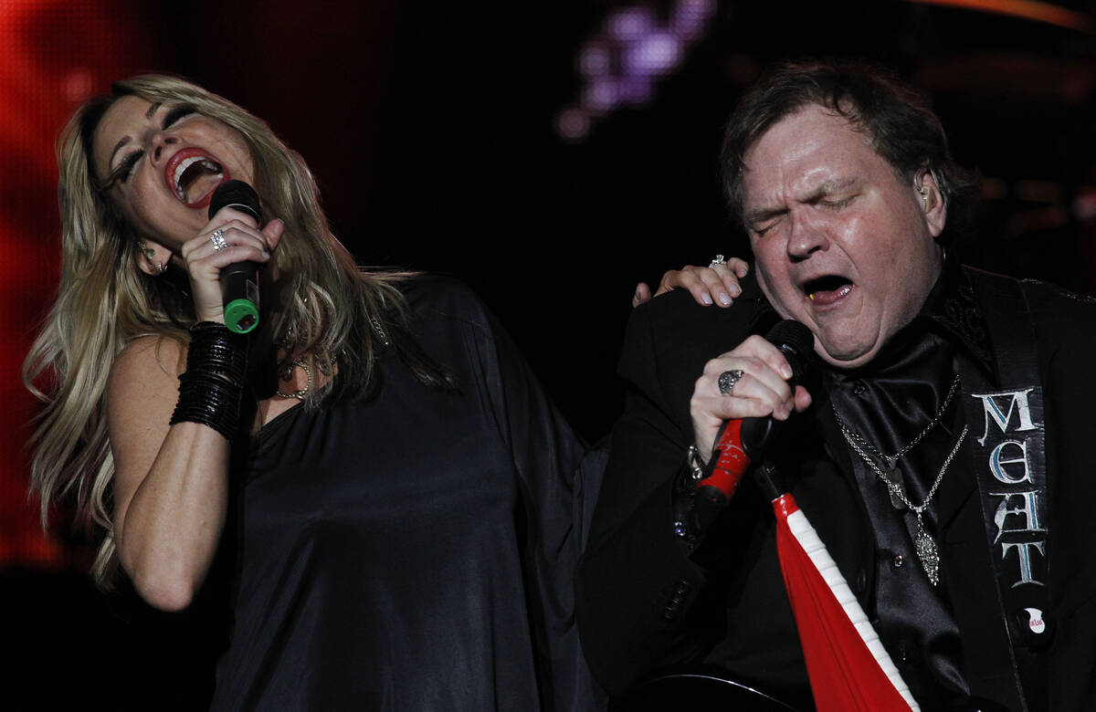 Meat Loaf performs at Planet Hollywood in Las Vegas on Oct. 3, 2013. (Las Vegas Review-Journal)