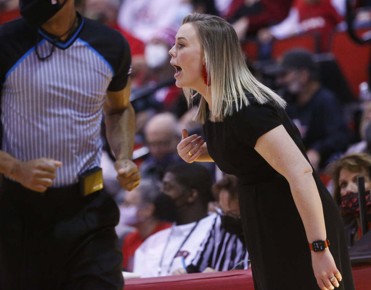 UNLV Lady Rebels head coach Lindy La Rocque communicates with her team during the second half o ...