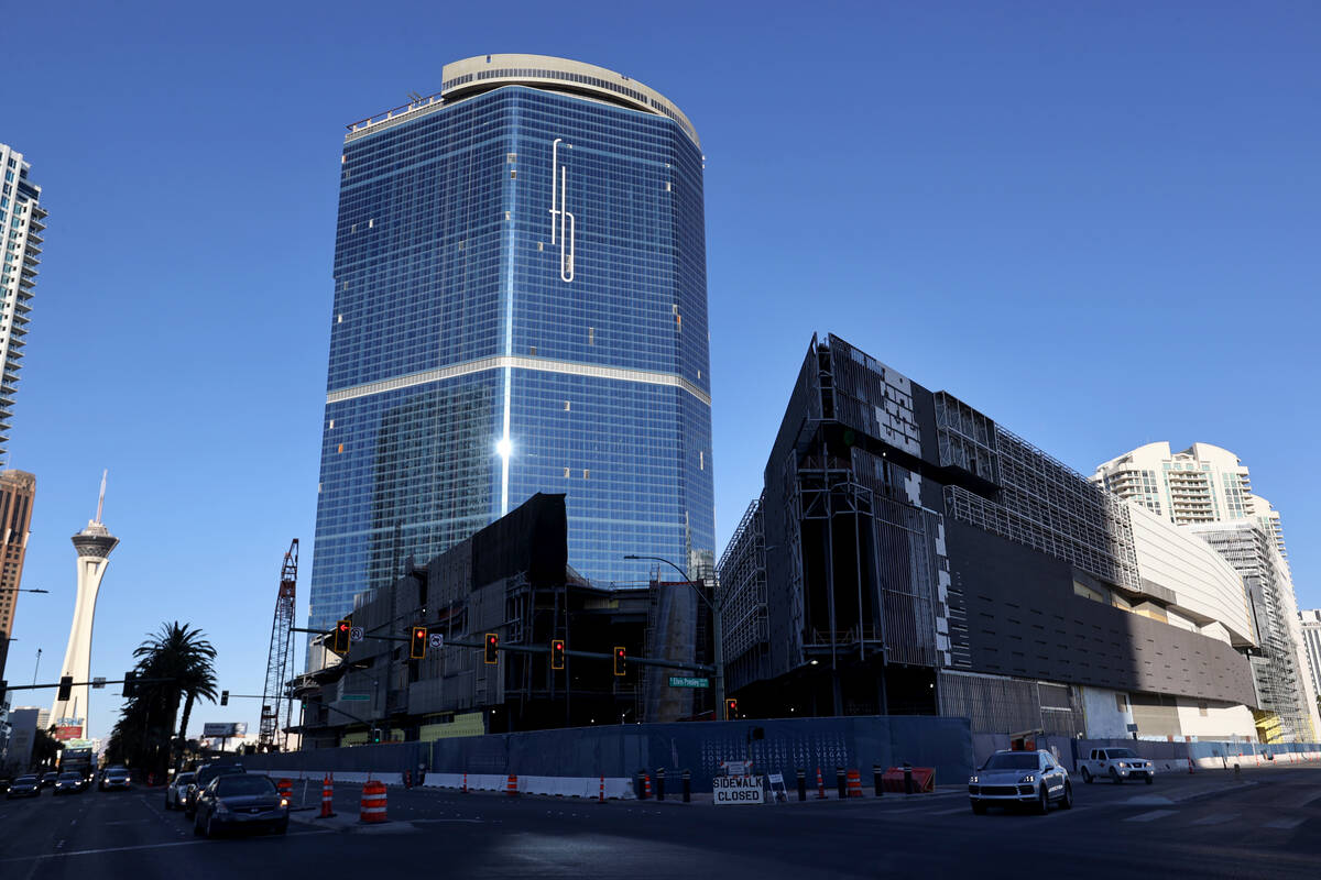 Fontainebleau Las Vegas under construction on the north Strip Thursday, Feb. 3, 2022. (K.M. Can ...