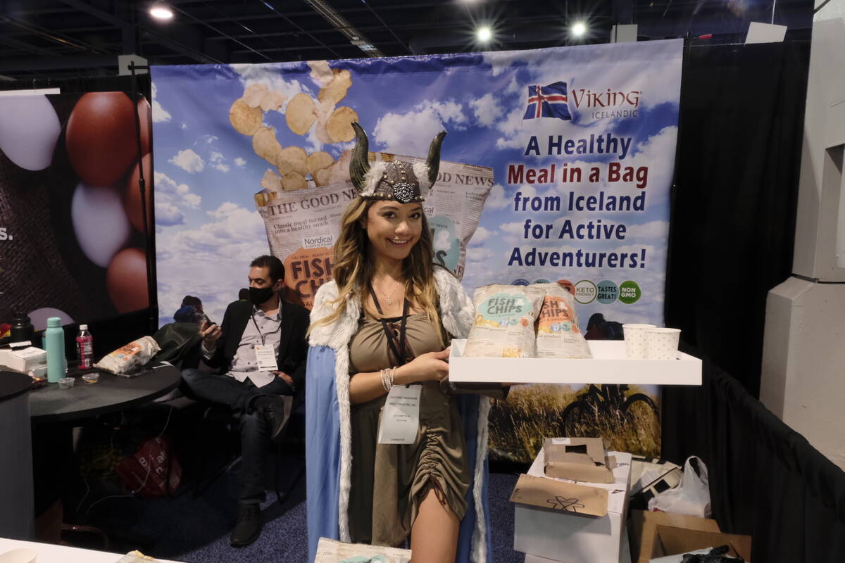 Cheyenne Kahaunani shares samples of Viking Icelandic's flash-dried fish and chips. (Greg Thilmont)