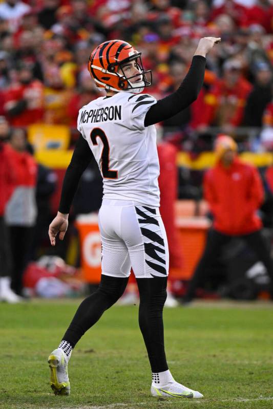 Cincinnati Bengals kicker Evan McPherson watches as his field goal gives the Bengals a 24-21 le ...