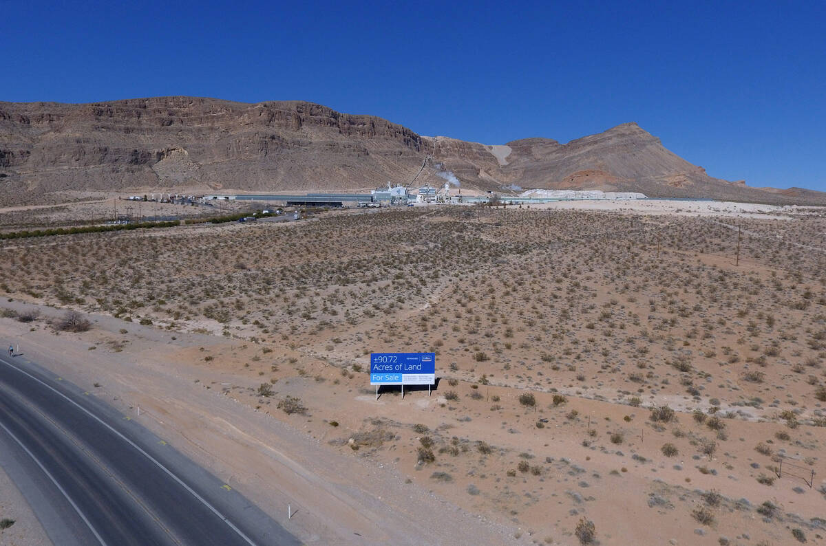 CertainTeed Manufacturing plant on Blue Diamond Road is seen next to a vacant land that recentl ...