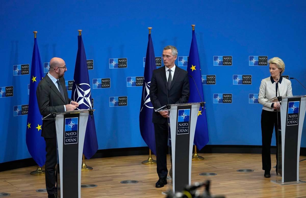 NATO Secretary General Jens Stoltenberg, center, participates in a media conference with Europe ...