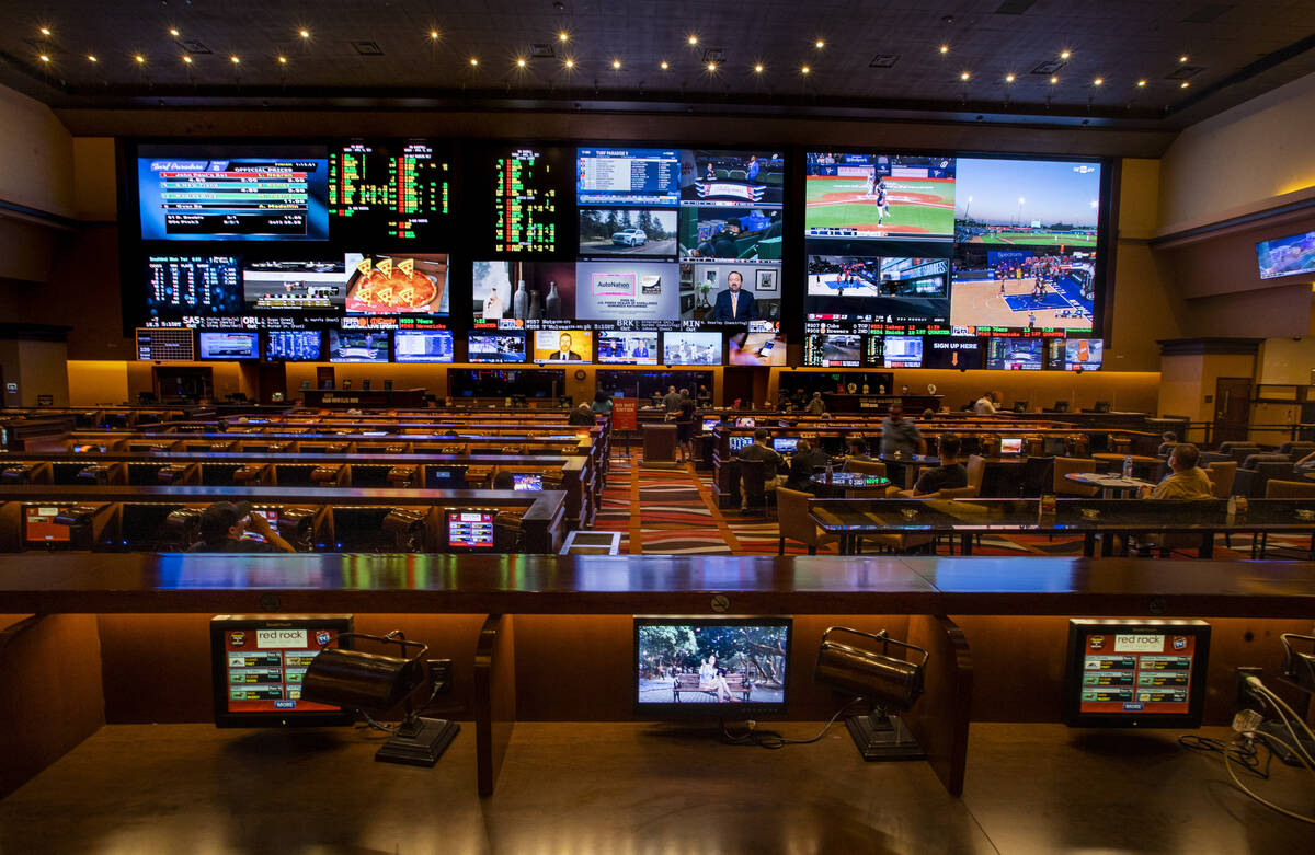 Plenty of seating is available in the Sports & Race Book at Red Rock Resort. (L.E. Baskow/Las V ...