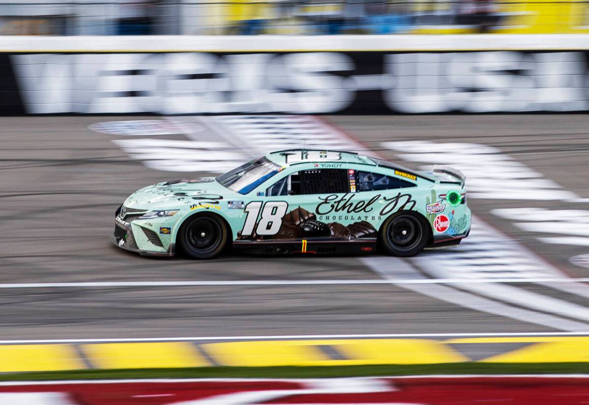 NASCAR Cup Series driver Kyle Busch (18) competes in the Pennzoil 400 NASCAR Cup Series race on ...