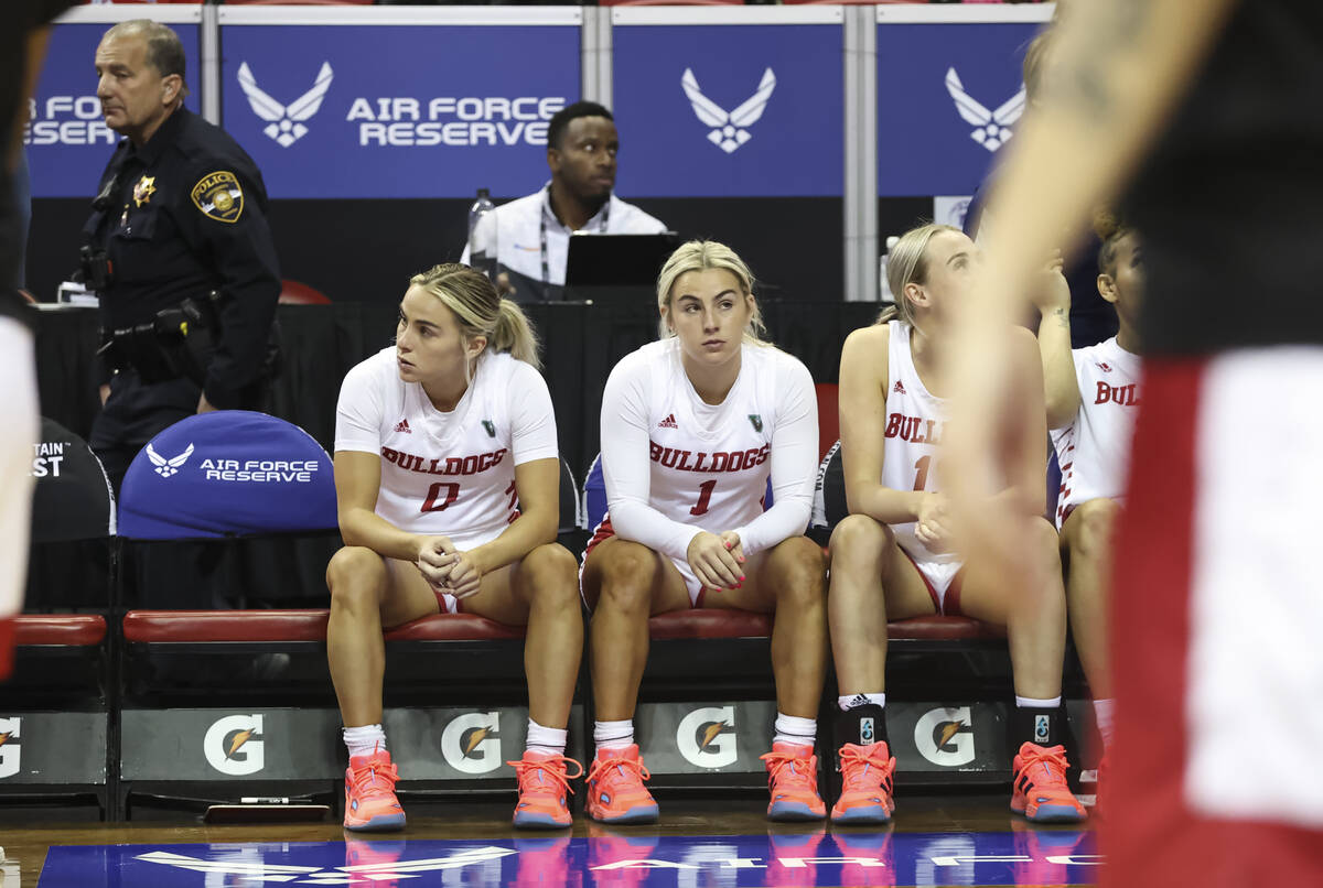 Fresno State Bulldogs guards Hanna Cavinder (0) and Haley Cavinder (1) wait to be introduced be ...