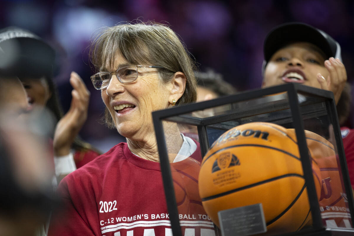 Stanford head coach Tara VanDerveer accepts an award for winning her 1000th career game after t ...