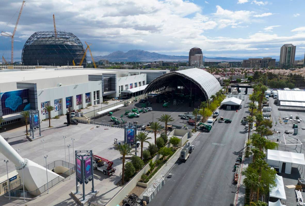 The NFL Draft main stage behind the Linq is shown on Friday, April 22, 2022, in Las Vegas. (Biz ...