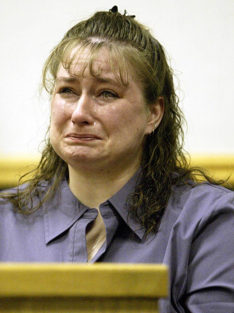 Nancy Roberts testifies during the penalty phase of her cousin, murderer Timmy "T.J." ...