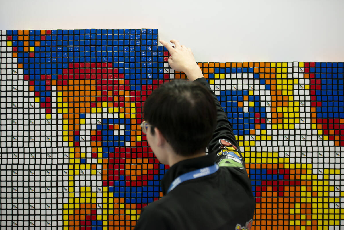 Rubix's Cube speed solver and artist Timothy Huynh creates a portrait of Sonic the Hedgehog at ...