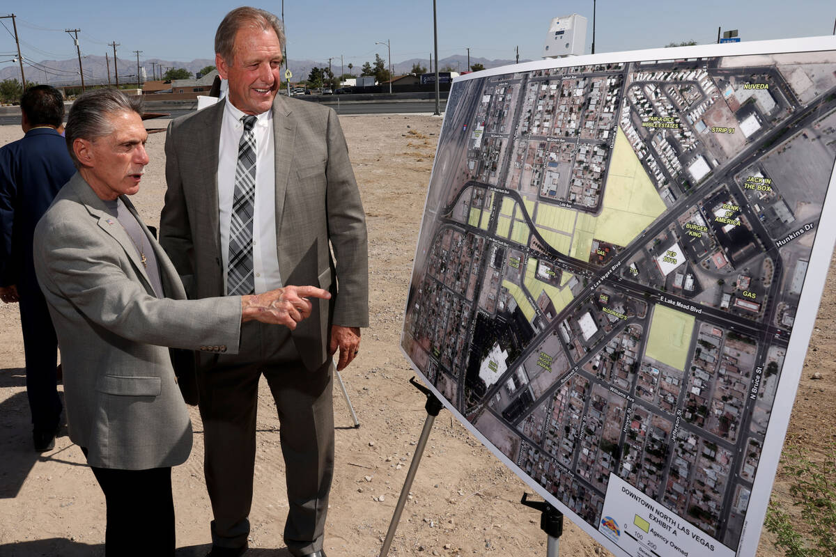 North Las Vegas Councilman Richard Cherchio, left, and Mayor John Lee after an announcement of ...