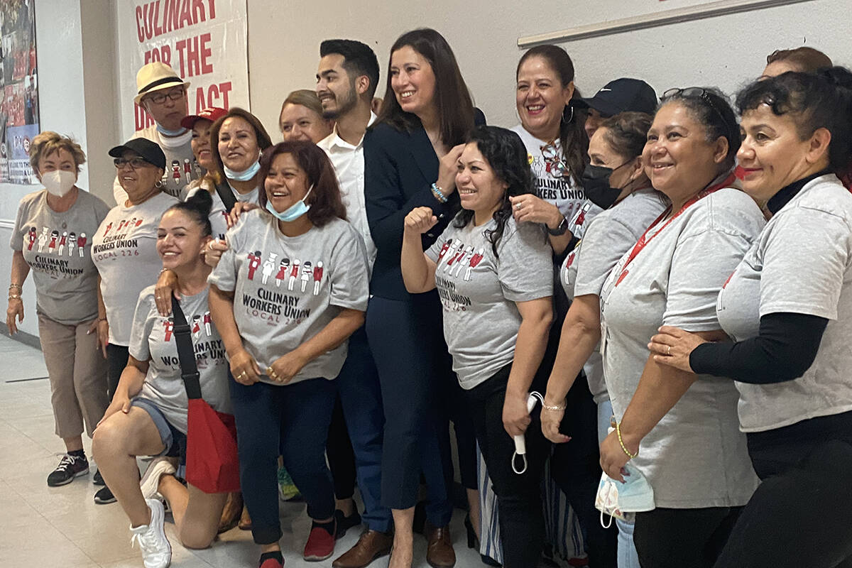 Lisa Cano Burkhead joins with Culinary Union members Tuesday, June 14, 2022, in Las Vegas. (Gle ...
