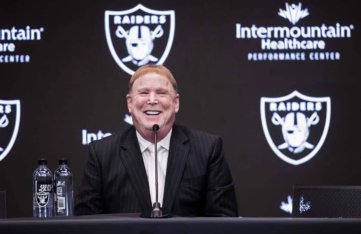 Raiders owner Mark Davis (Benjamin Hager/Las Vegas Review-Journal) @benjaminhphoto